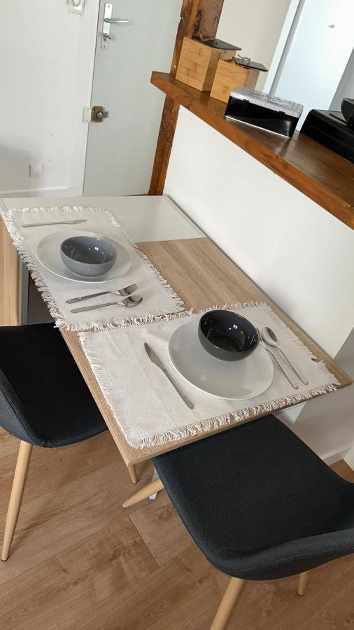 Home Up Pontoise Dış mekan fotoğraf