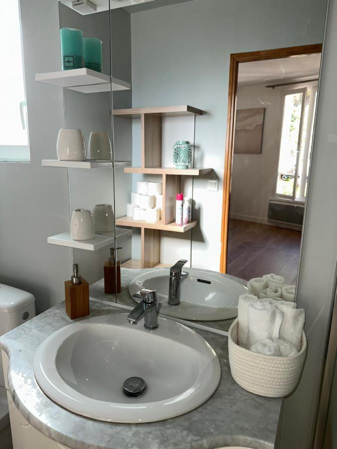 Home Up Pontoise Dış mekan fotoğraf