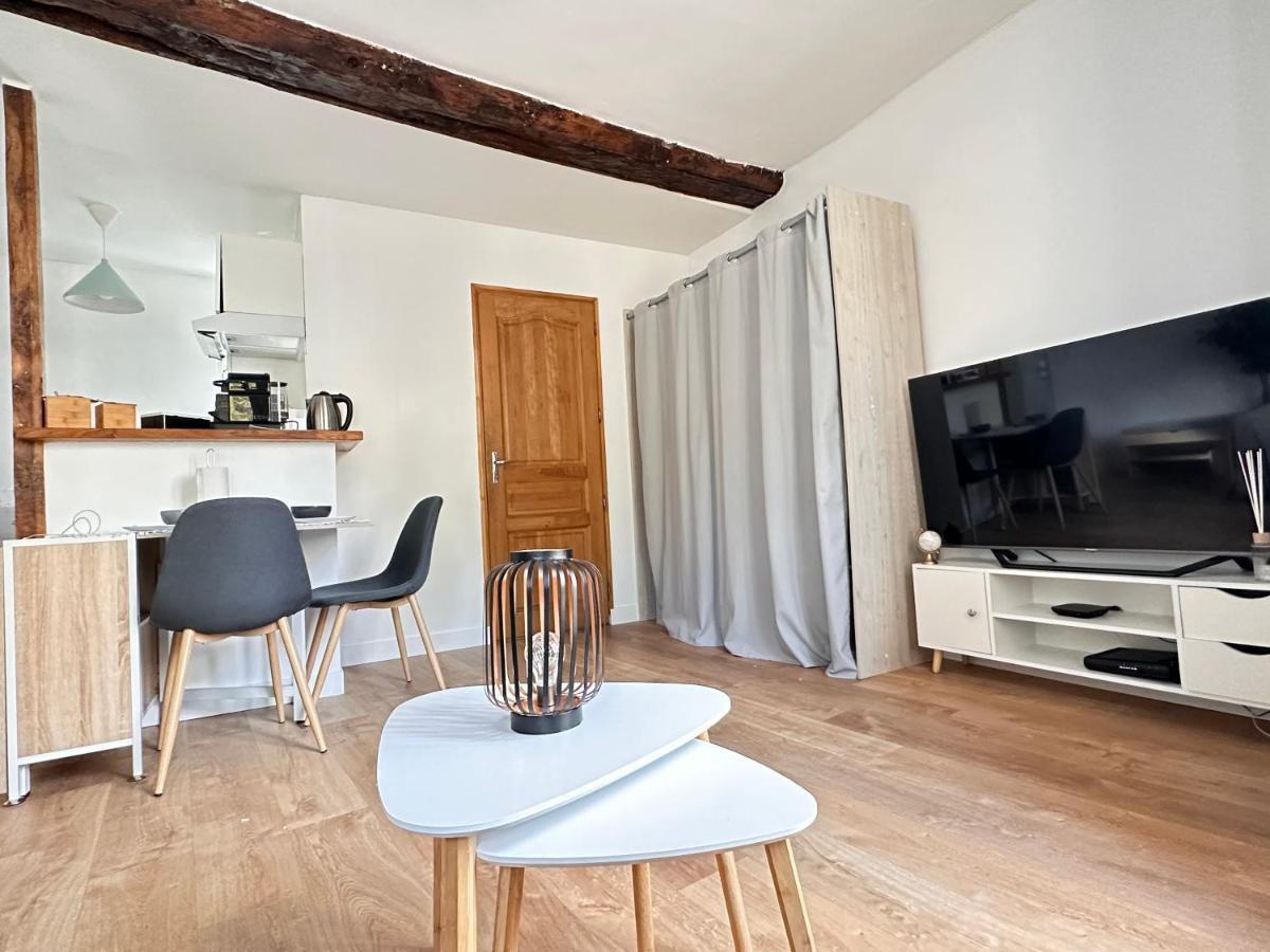 Home Up Pontoise Dış mekan fotoğraf
