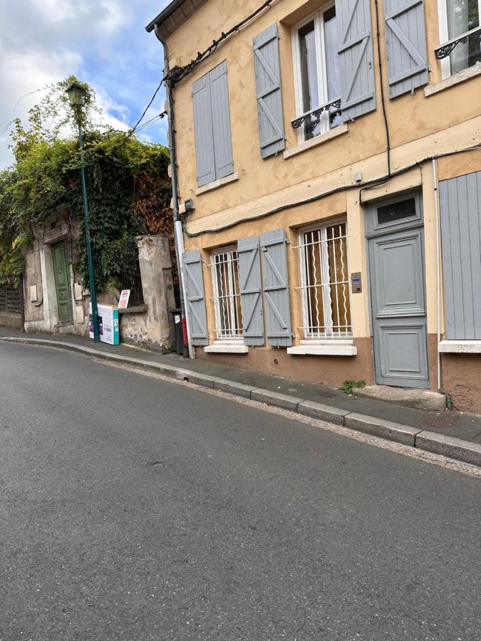Home Up Pontoise Dış mekan fotoğraf
